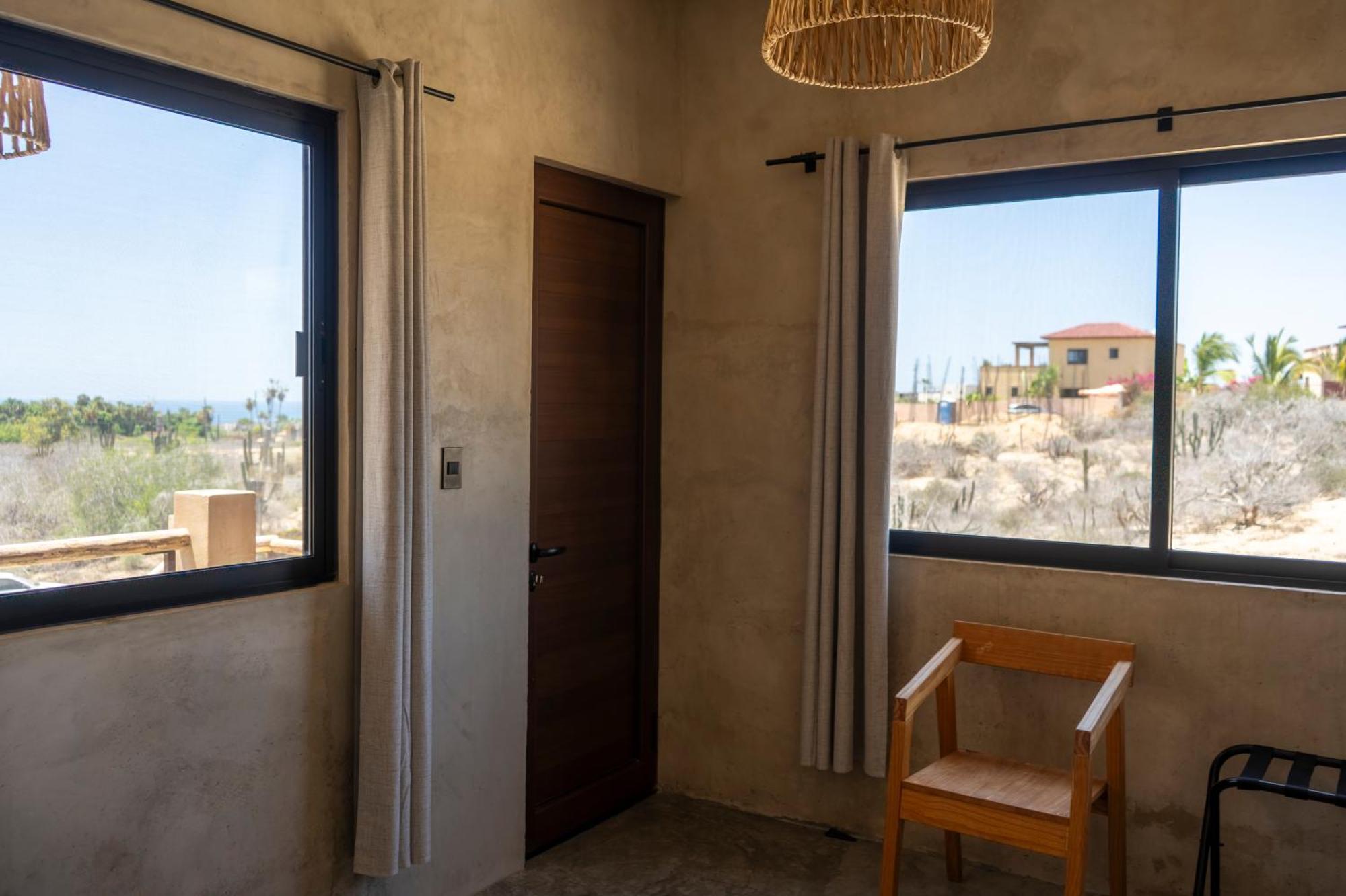 ホテル Baja Temple トドス・サントス 部屋 写真