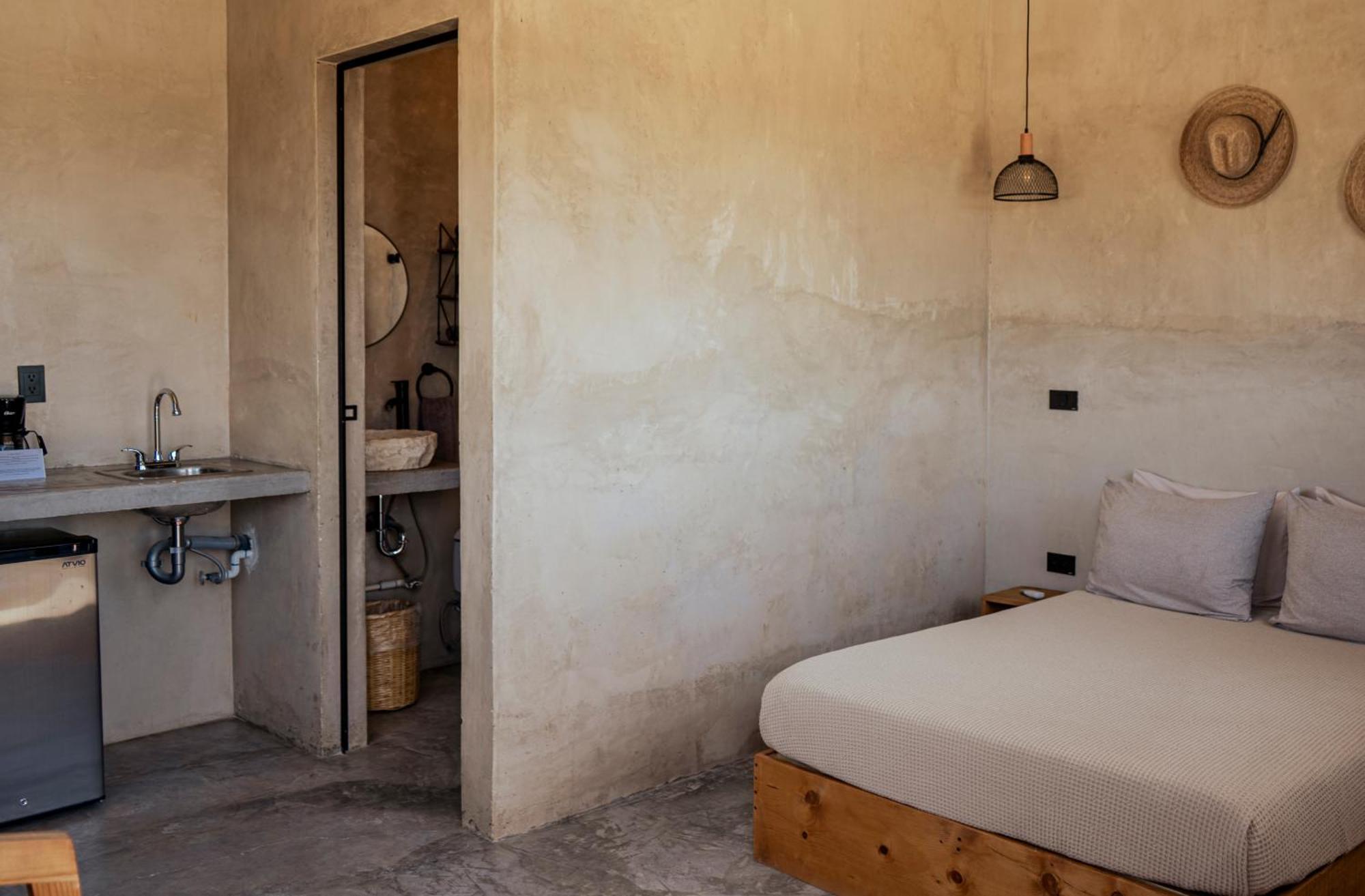 ホテル Baja Temple トドス・サントス 部屋 写真